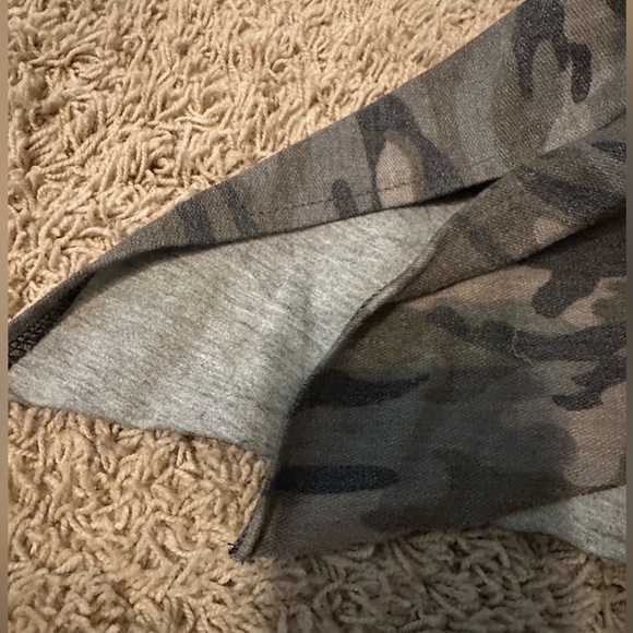 FANTASTIC FAWN SHARKBITE CAMO TUNIC - Picture 4 of 4